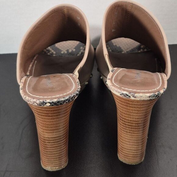 Donald Pilner Leather Mules - Size 8M - Picture 7 of 8